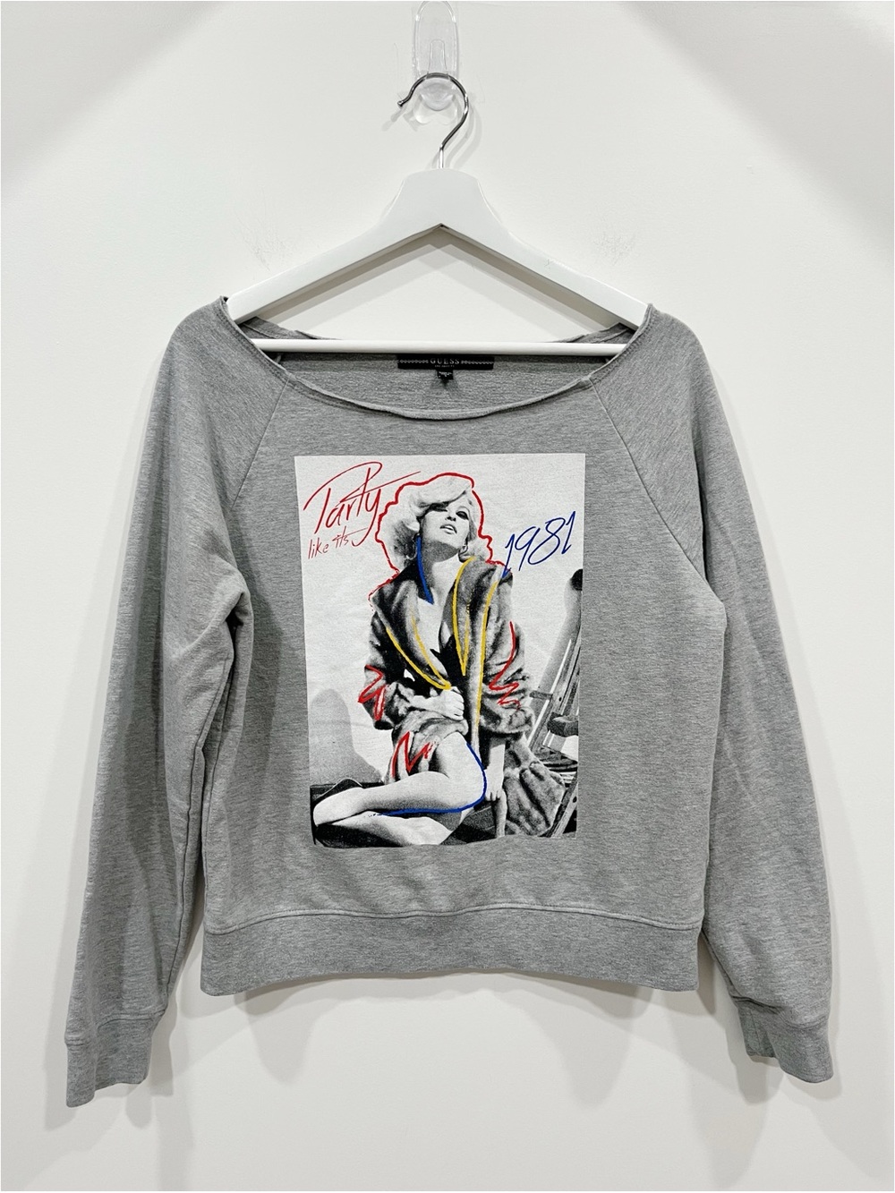 GUESS Party Like It’s 1981 Graphic Sweatshirt Gray Women’s Small Y2K